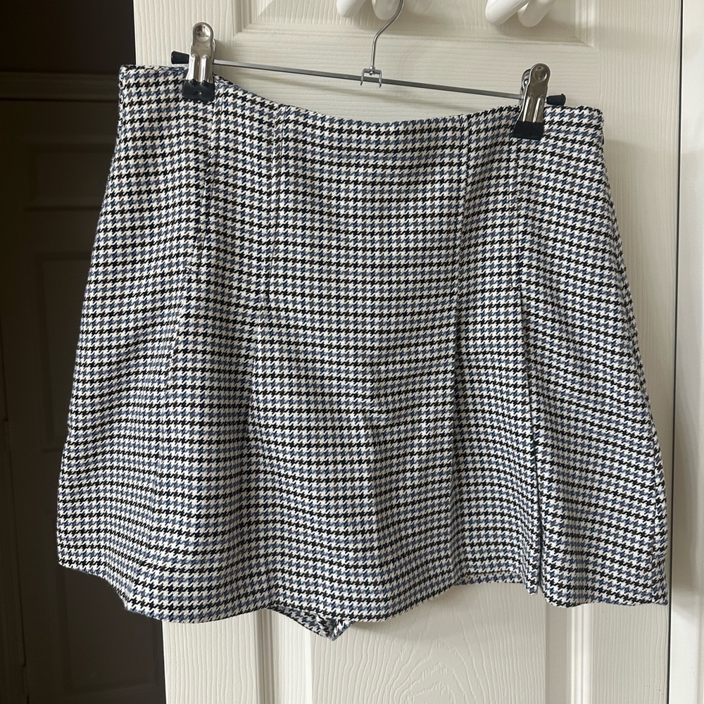 Zara skorts